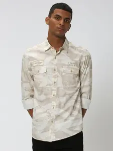 Mufti Slim Fit Opaque Camouflage Printed Cotton Casual Shirt