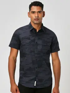 Mufti Slim Fit Camouflage Printed Pure Cotton Casual Shirt