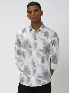 Mufti Slim Fit Abstract Printed Pure Cotton Casual Shirt