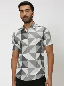 Mufti Slim Fit Geometric Printed Pure Cotton Casual Shirt