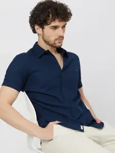 Mufti Slim Fit Short Sleeves Pure Cotton Casual Shirt