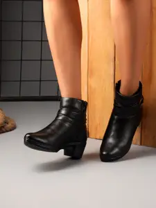 The Roadster Lifestyle Co. Women Black Heeled Mid-Top Chunky Boots