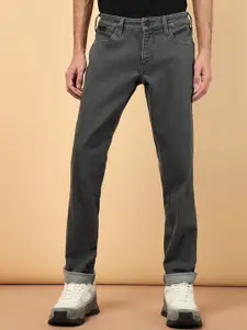 Wrangler Men Skanders Slim Fit Low-Rise Clean Look Stretchable Jeans