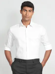 Arrow Men Cutaway Collar Comfort Cotton Formal Shirt