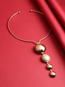 SOHI Gold Plated Necklace