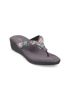 Metro Women Embellished Comfort Heels