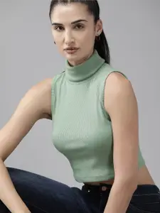 Roadster Solid Fitted Crop Top