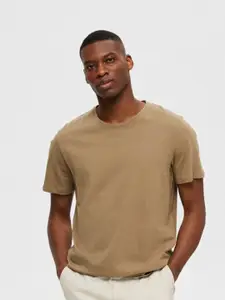 SELECTED Solid Slim Fit Casual T-shirt