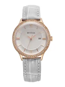Titan Women Embellished Dial & Straps Analogue Watch 95247WL03
