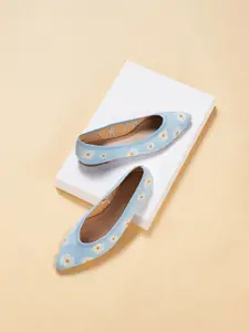 Forever Glam by Pantaloons Floral Print Ballerinas Flats