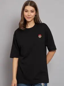 Imsa Moda Round Neck Drop-Shoulder Cotton Oversized T-shirt