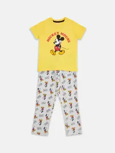 Pantaloons Junior Boys Mickey Mouse Printed Pure Cotton T-shirt With Pyjamas