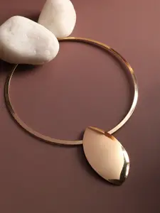 SOHI Gold-Plated Necklace