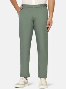 Blackberrys Men B-95 Slim Fit Easy Wash Cotton Chinos Trousers