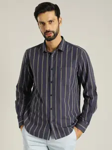 Indian Terrain Classic Slim Fit Vertical Striped Pure Cotton Casual Shirt