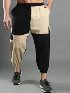 The Dance Bible Men Colorblocked Anti Odour Twill Joggers