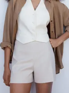 MANGO Women High-Rise Straight Fit Cotton Linen Shorts