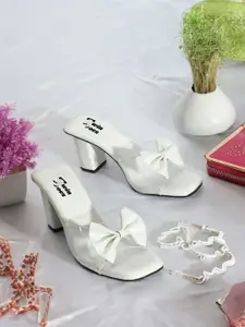 TWIN TOES Bow Embellished Block Heels