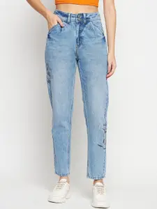 Madame Women Mid Rise Heavy Fade Mickey & Minnie Printed Clean Look Cotton Cropped Jeans