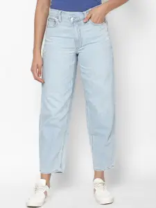 AMERICAN EAGLE OUTFITTERS Women Straight Fit Mildly Distressed Light Fade Jeans