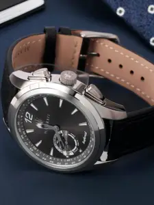 Maserati Men Leather Bracelet Style Straps Digital Watch R8851112001