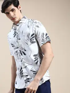 SHOWOFF Standard Slim Fit Tropical Printed Cotton Casual Shirt