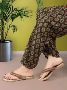 XE Looks Embellished Lightweight Open Toe Flats