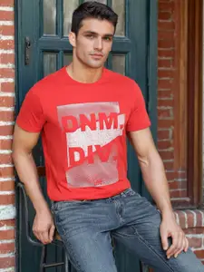 Lee Typography Printed Short Sleeves Cotton Slim Fit T-shirt