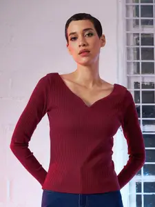 SASSAFRAS Maroon Self Design Sweetheart Neck Long Sleeves Fitted Top