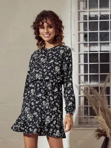 SASSAFRAS Black & White Floral Printed Puff Sleeves  A-Line Dress
