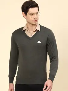 Monte Carlo V- Neck Ribbed Knitted Pure Woollen Pullover