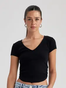 DeFacto V-Neck Short Sleeves T-shirt