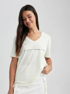 DeFacto Typography Printed V-Neck T-shirt