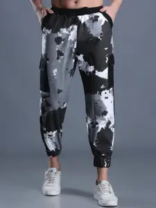 The Dance Bible Men Abstract Printed Relaxed Fit Anti Odour Joggers