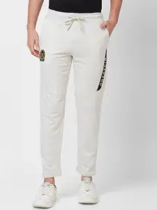 GIORDANO Men Mid-Rise Slim Fit Joggers