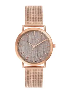 GIORDANO Women Textured Dial & Bracelet Style Straps Analogue Watch GZ-60053