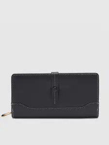 Globus Women Textured Zip Around Wallet