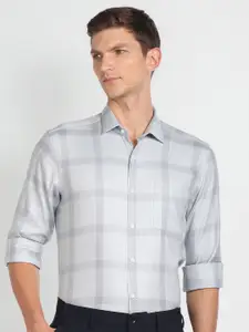 Arrow Slim Fit Opaque Checked Casual Shirt