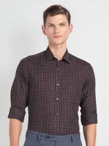 Arrow Slim Fit Grid Tattersall Checks Twill Spread Collar Long Sleeves Cotton Casual Shirt