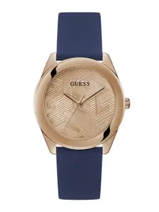 GUESS Women Textured Dial & Silicon Straps Analogue Watch GW0665L2