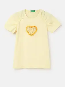 United Colors of Benetton Girls Self Design Pure Cotton T-shirt