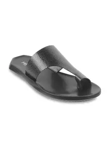 Metro Men Textured Leather One Toe Comfort Sandals