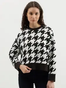 United Colors of Benetton Geometric Printed Cotton Pullover Sweatshirt