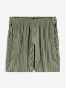 H&M Men Regular Fit Pleated Shorts