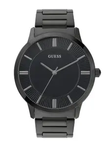 GUESS Men Stainless Steel Bracelet Style Straps Analogue Watch U0990G5M