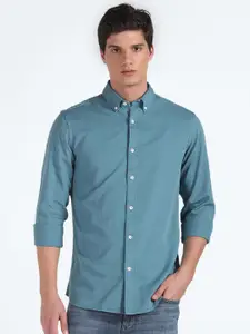 Flying Machine Slim Fit Button-Down Collar Pure Cotton Casual Shirt