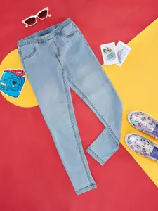 Pantaloons Junior Girls Light Fade Clean Look Cotton Jeans