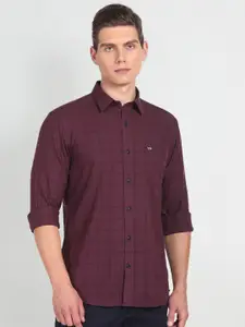 Arrow Sport Slim Fit Checked Cutaway Collar Pure Cotton Casual Shirt
