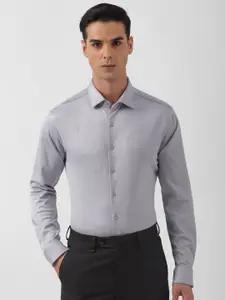 Van Heusen Slim Fit Self Design Textured Spread Collar Formal Shirt
