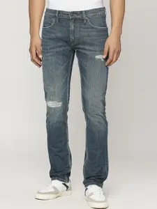 Pepe Jeans Men Slim Fit Mildly Distressed Light Fade Stretchable Jeans